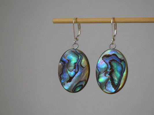 Abalone-Ohrringe, Sterling-Silber-Huggie-Creolen, Paua-Muschel, lange ovale Statement-Ohrringe, farbenfroher Schmuck, Muttertagsgeschenk