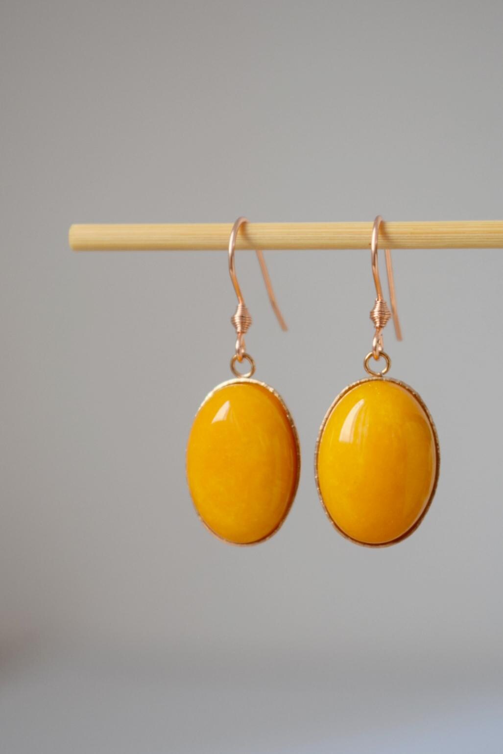Handmade Rose Gold Yellow Jade Earrings: Oval Dangle